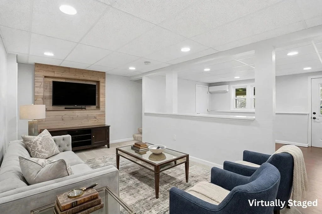 Photo of 124 Wedgewood Road