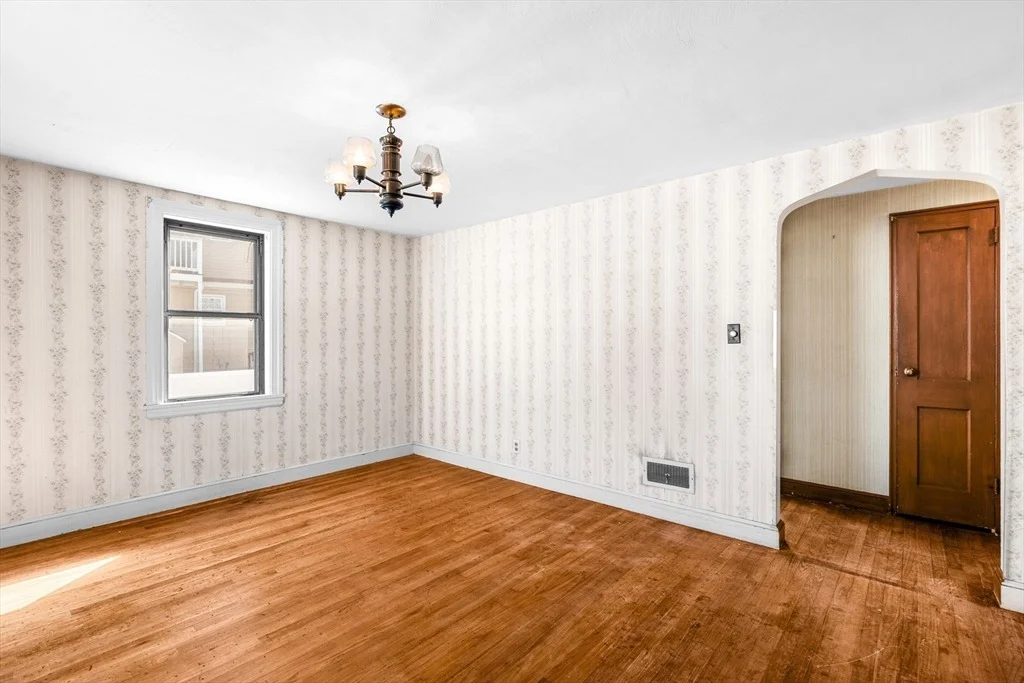 Photo of 6 Kendal Dr