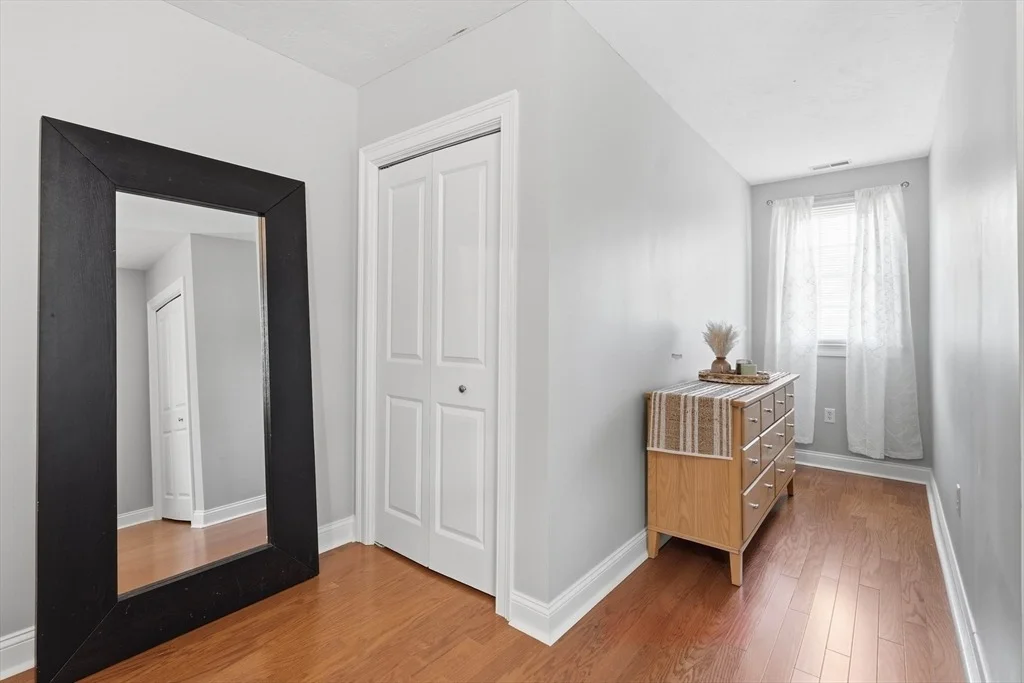 Photo of 11 Fellowship Cir