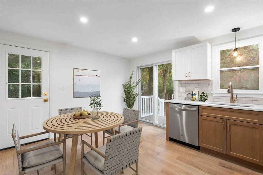 Photo of 34 Saddleback Rd