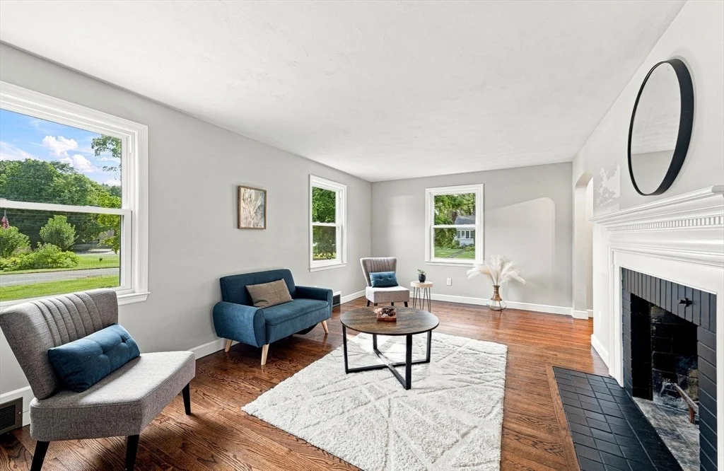 Photo of 3 Maplelawn Dr