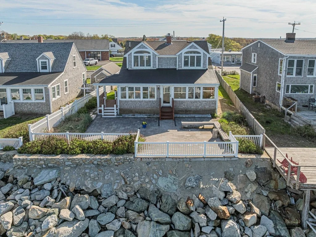Photo of 556 Ocean Street