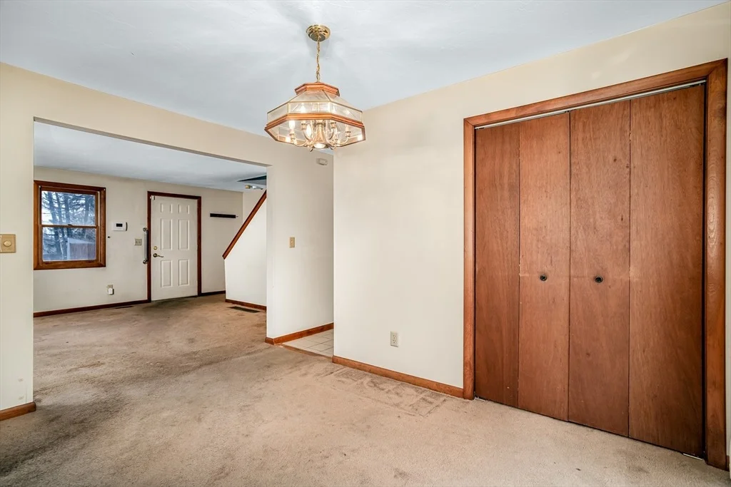 Photo of 6 Catalpa Circle