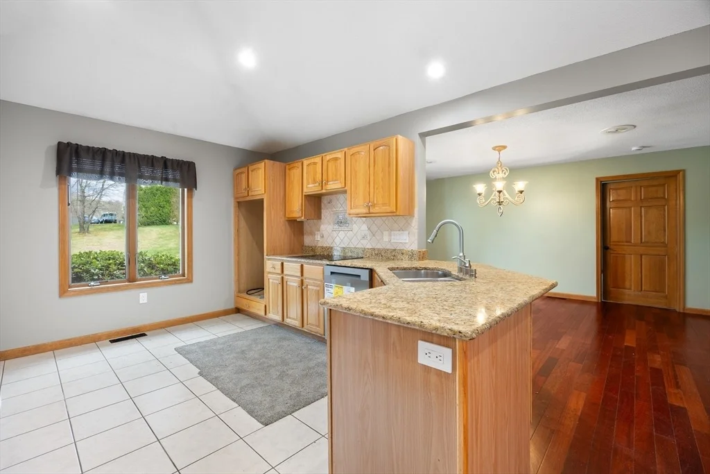 Photo of 4 Pearl Brook Road