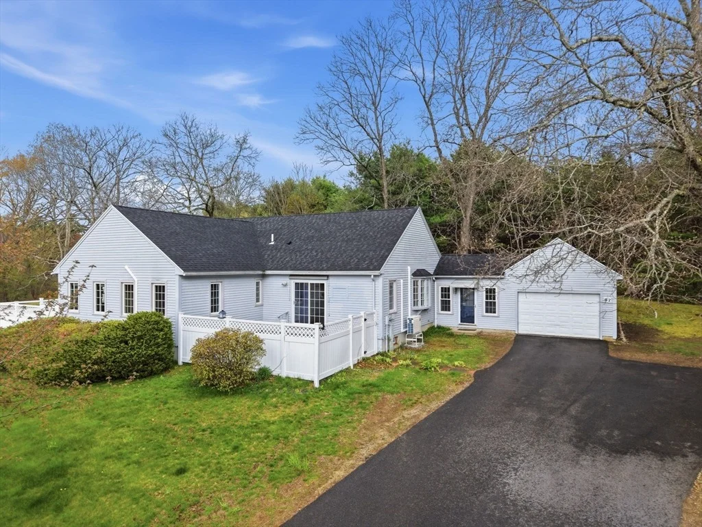 Photo of Unit B2 at 111 Brickyard Road