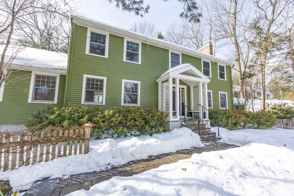 Photo of 162 Mayfair Dr