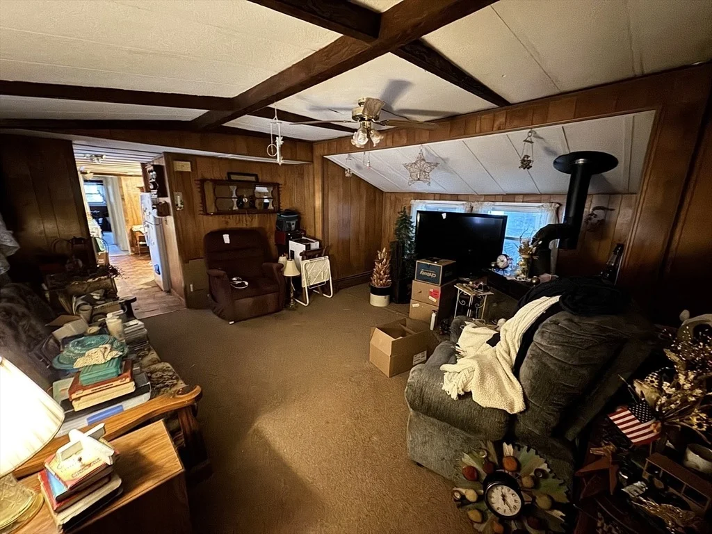 Photo of 351 Farley Rd