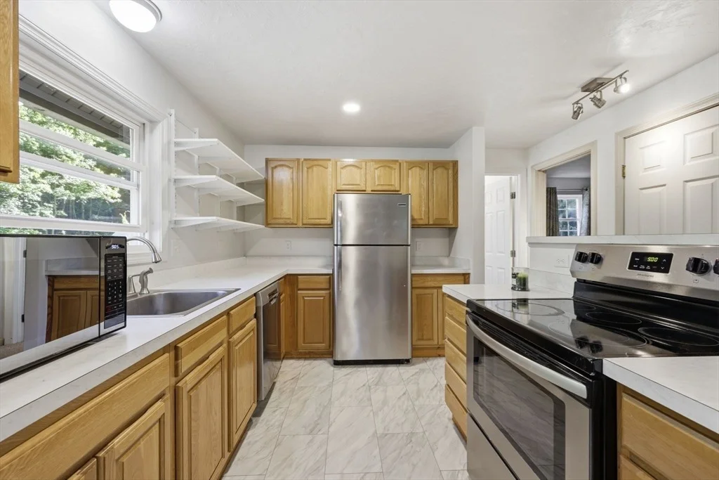 Photo of 93 Beaver Lake Rd