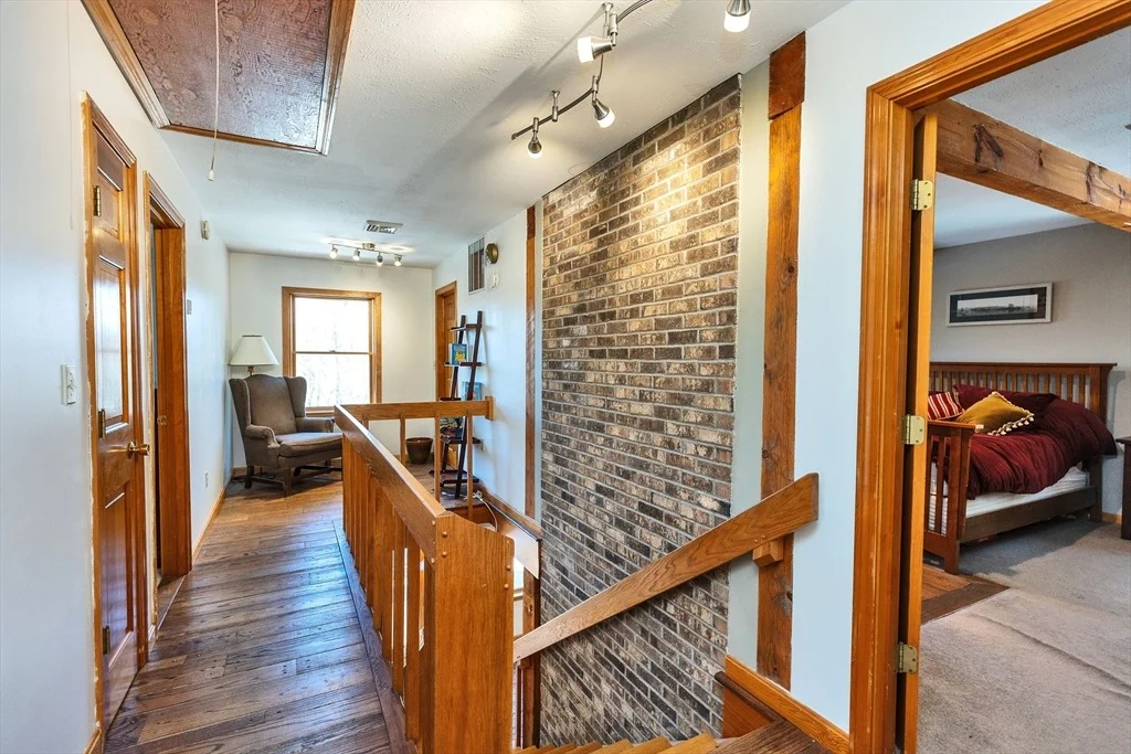 Photo of 44 Lakeview Drive