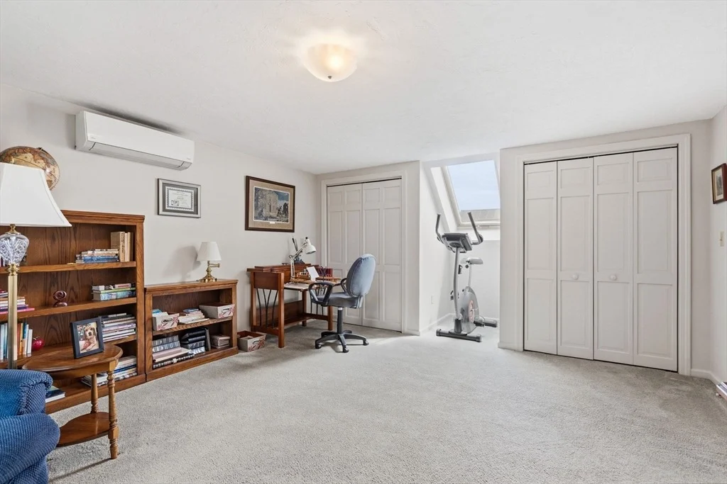 Photo of 32 Dolly Dr