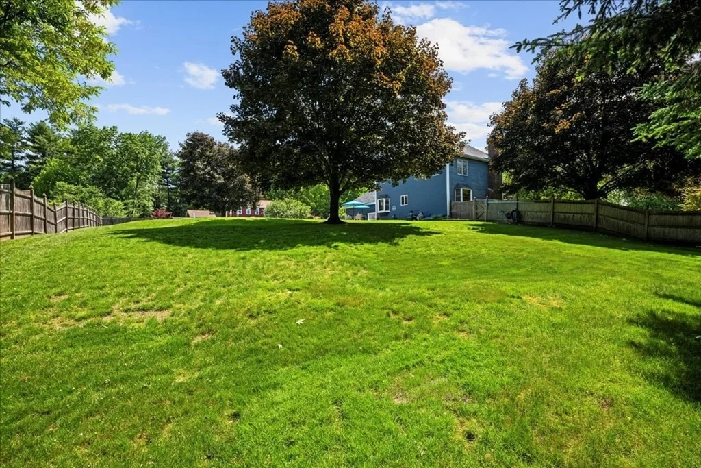 Photo of 27 Crestview Dr