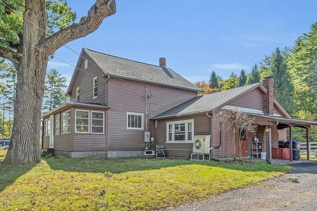 Photo of 330 N Orange Rd