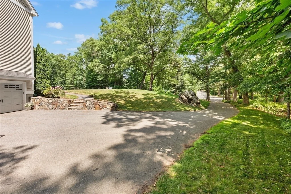 Photo of 169 High Plain Rd