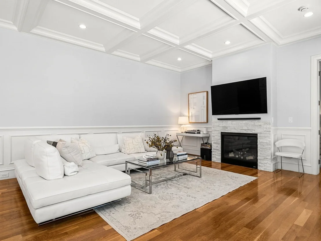 Photo of 129 Rangeley Rd