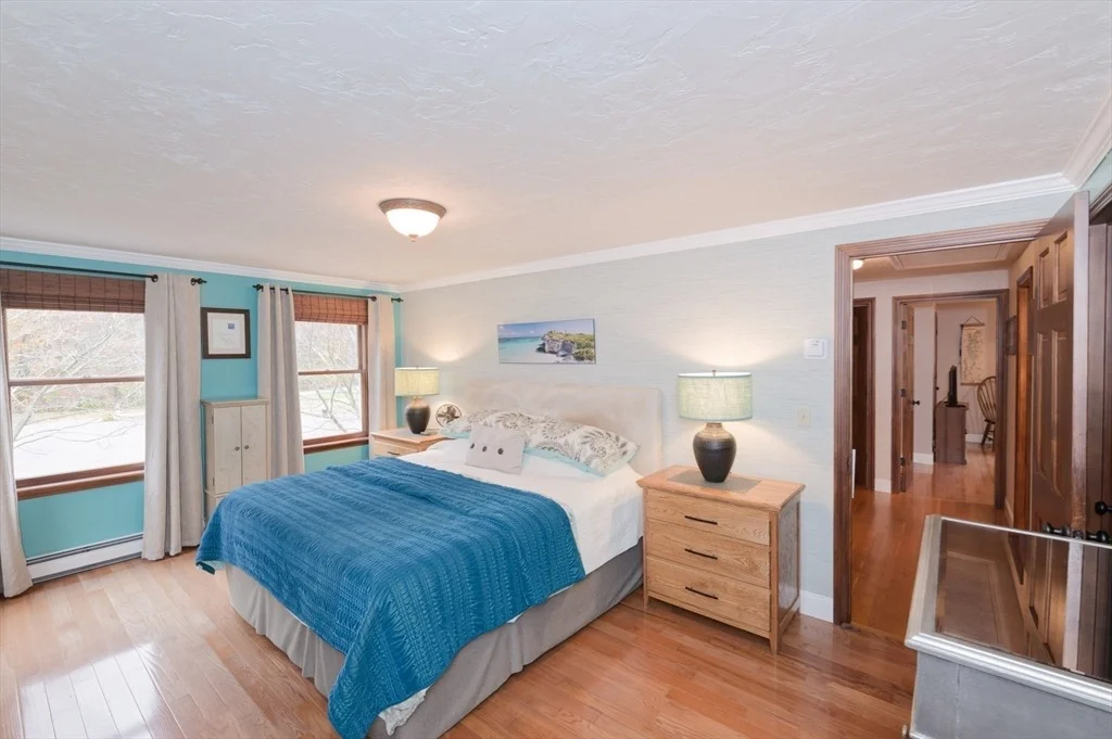 Photo of 6 Rainbow Dr