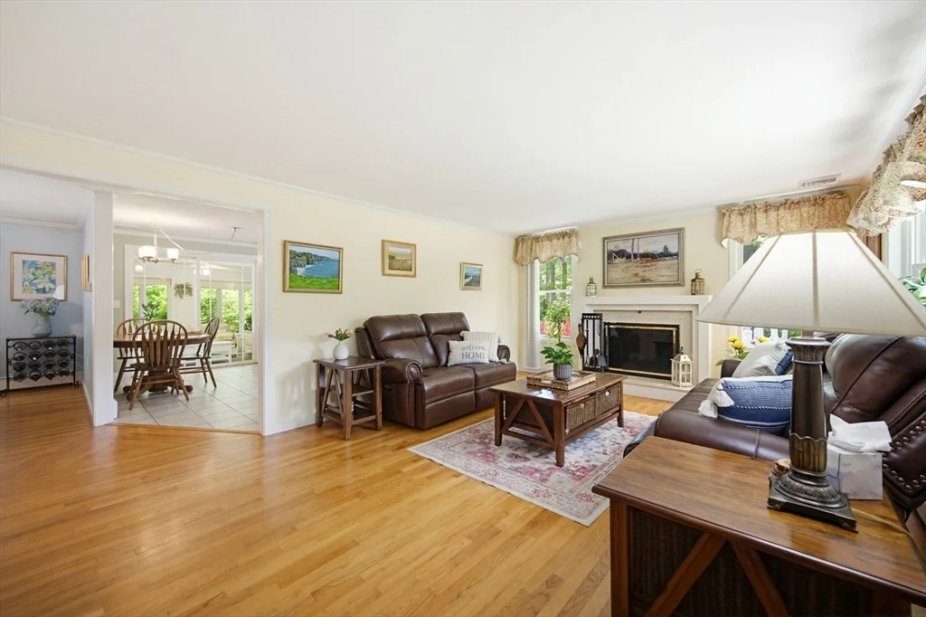 Photo of 77 Oxbow Dr