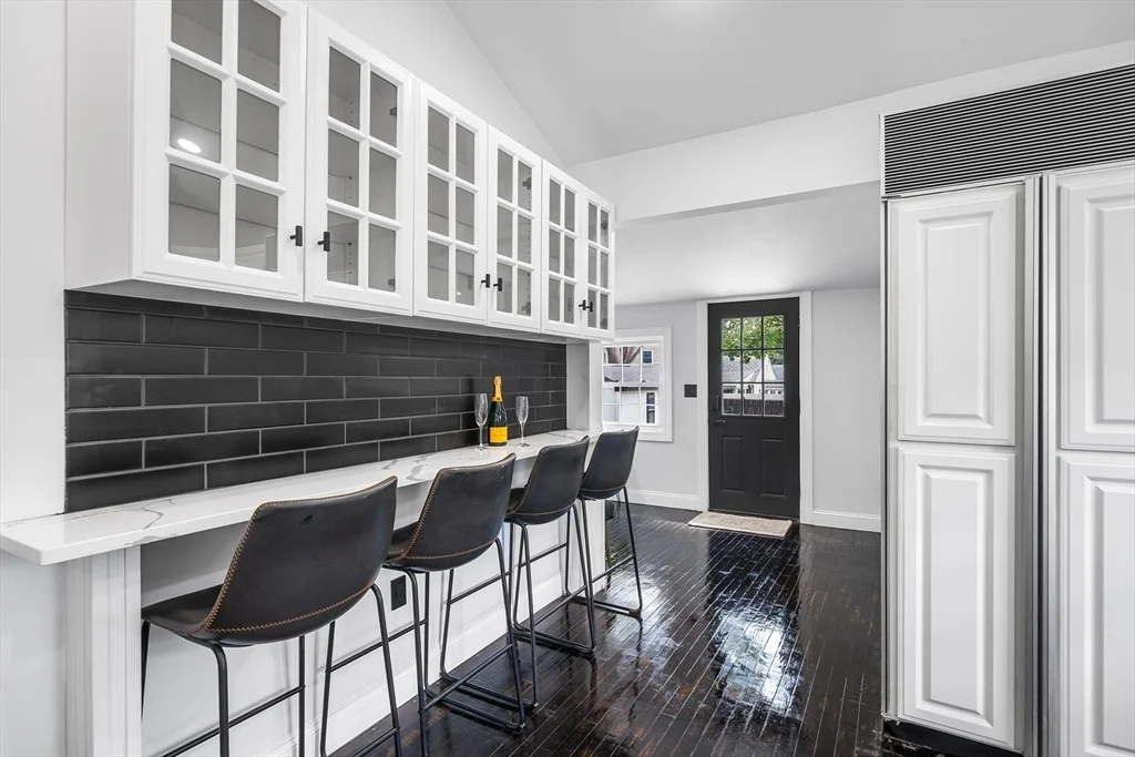 Photo of 87 Baker St