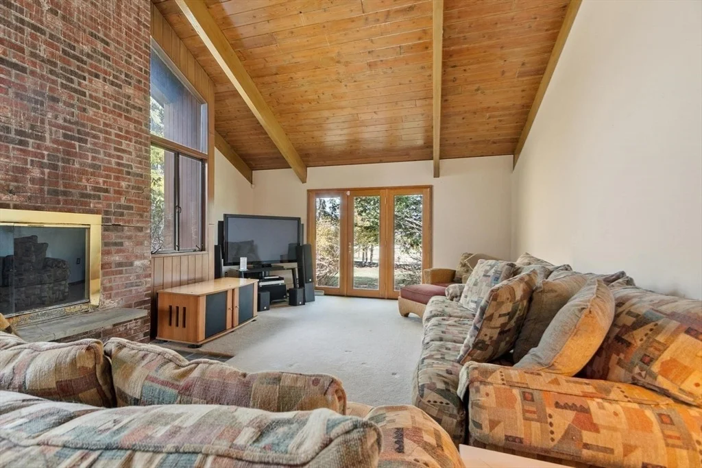 Photo of 243 Concord Road