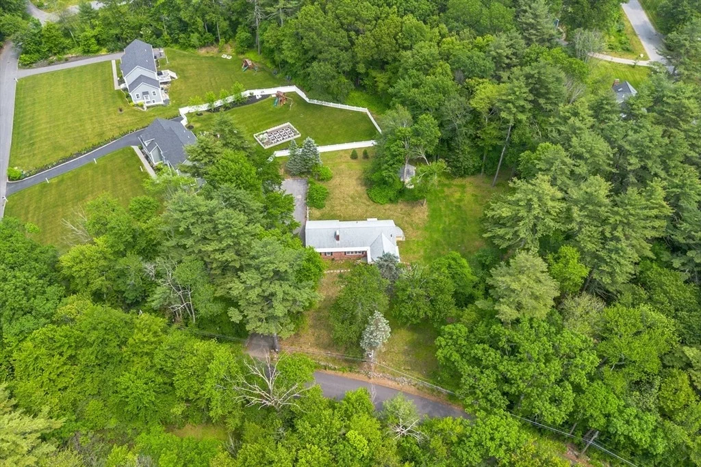 Photo of 168 Old Harvard Rd