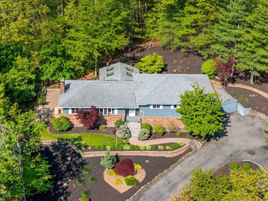 Photo of 12 Howard Rd