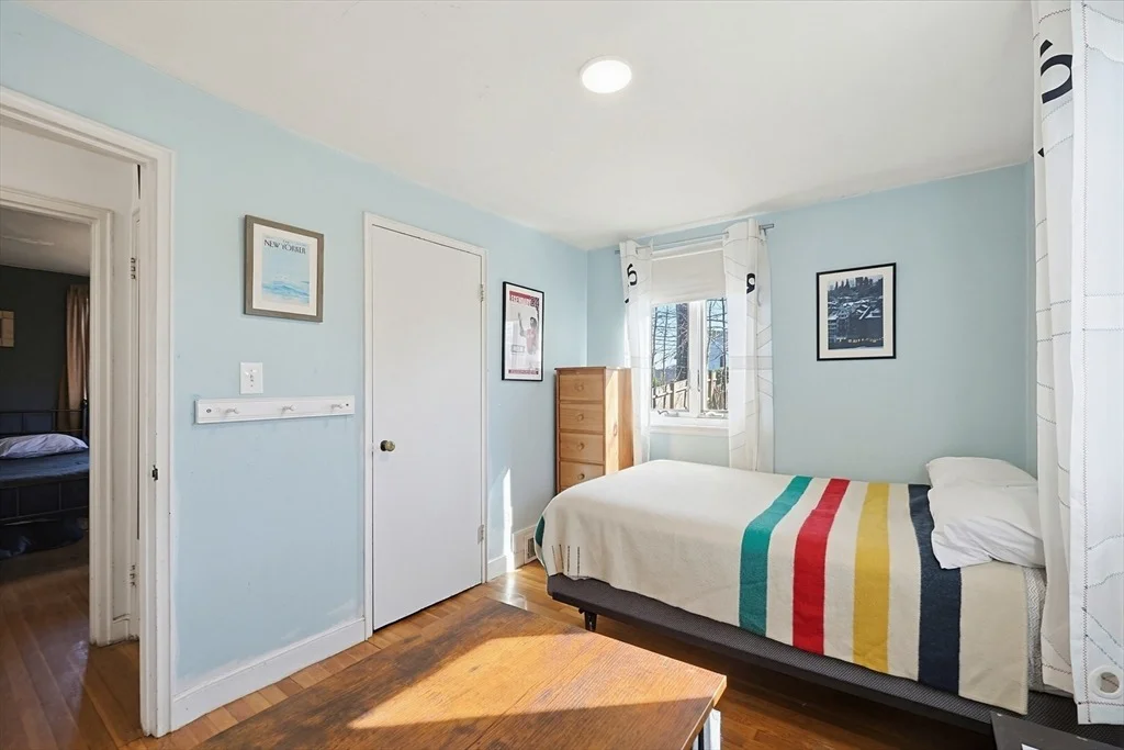 Photo of 10 Parsons Ave