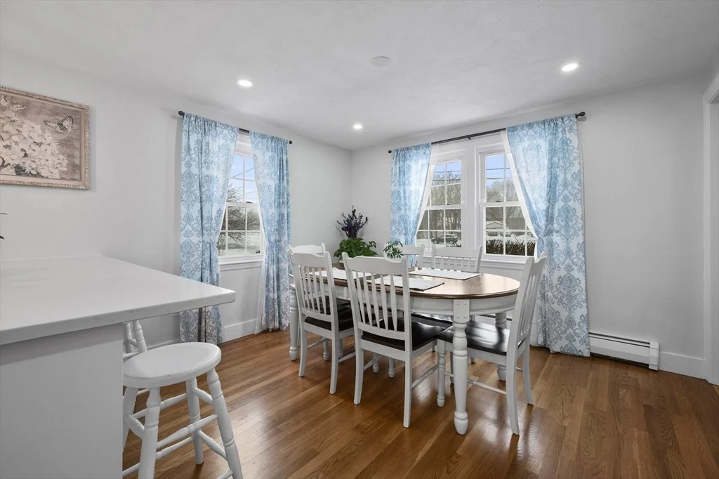 Photo of 5 Orchard Ln