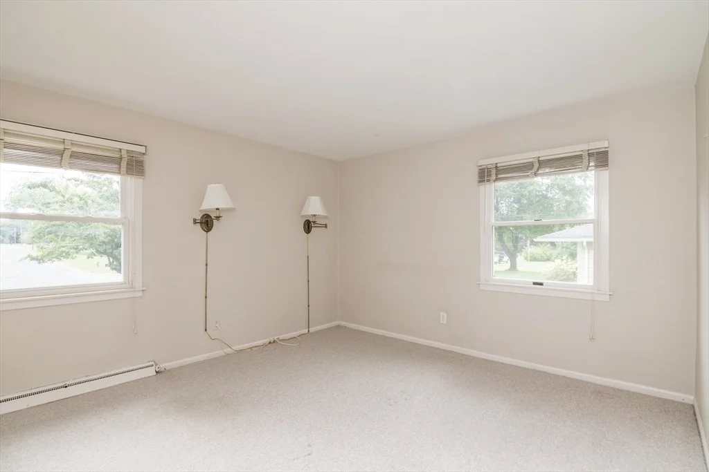 Photo of 41 Oak Rd