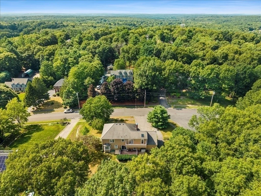 Photo of 9 Fort Apache Dr
