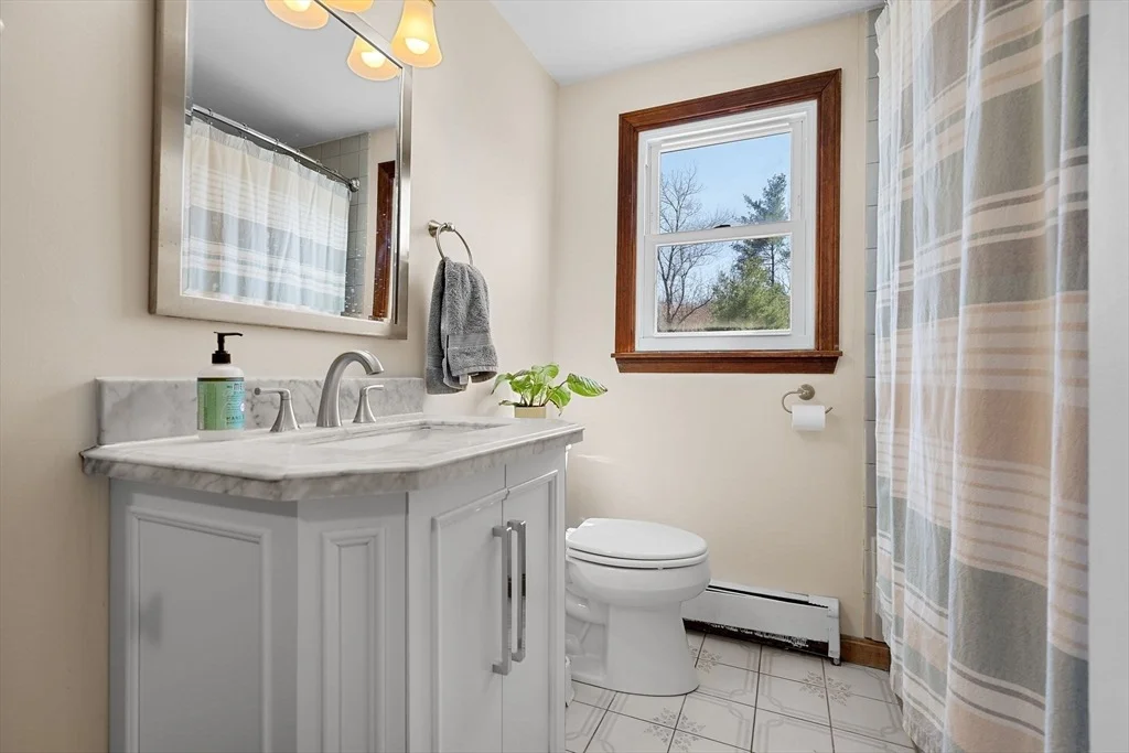 Photo of 212 Taylor Rd
