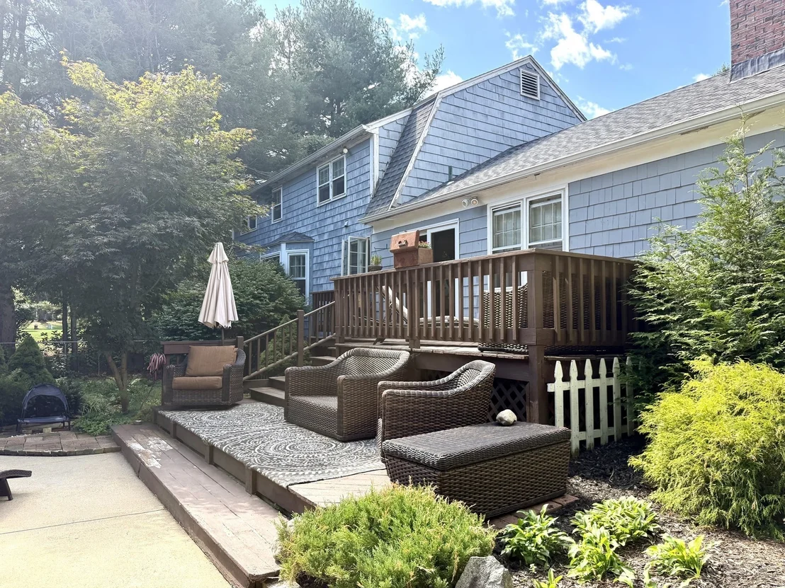Photo of 81 Coventry Ln