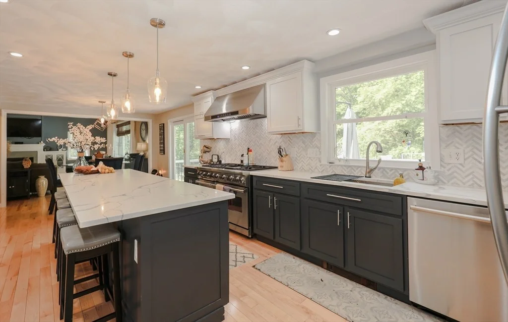 Photo of 13 Deerfield Dr