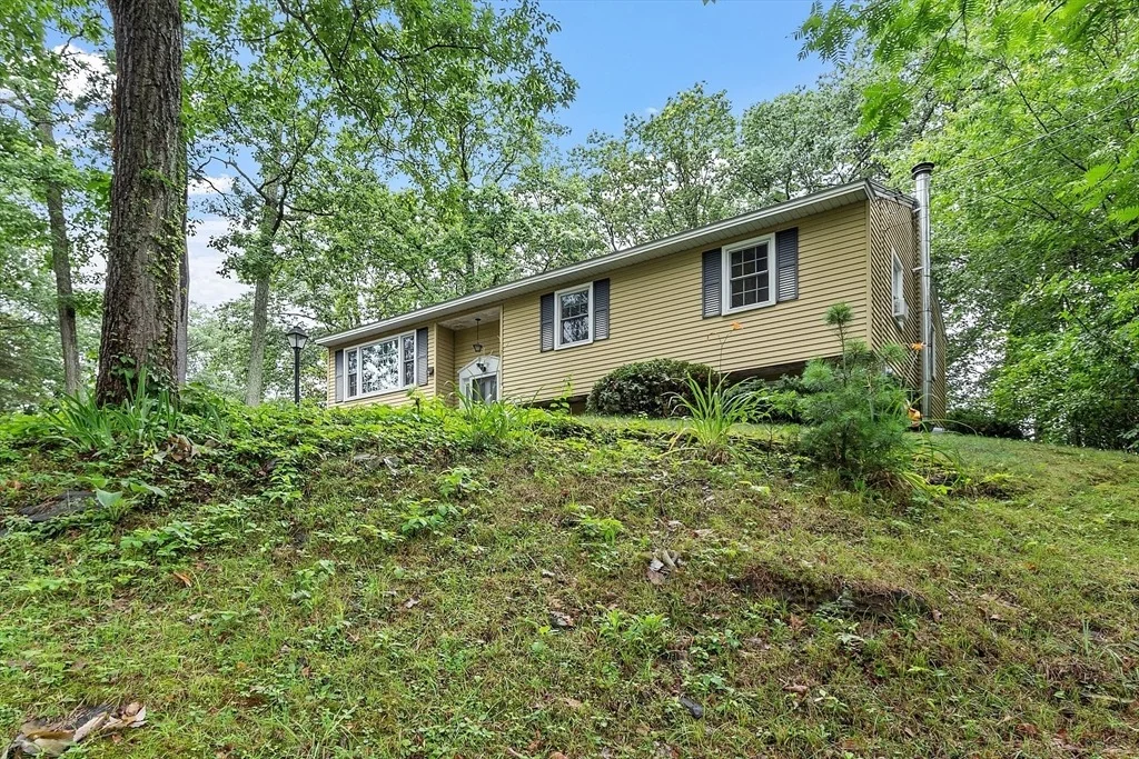 Photo of 70 Beth Ave