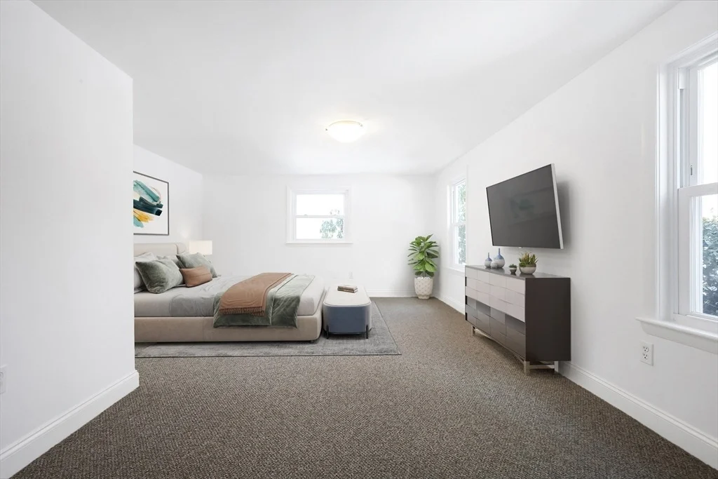 Photo of 7 Cottage Dr