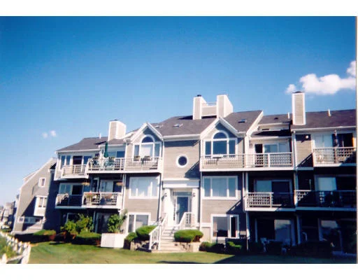 Photo of Unit 612 at 700 Shore Drive