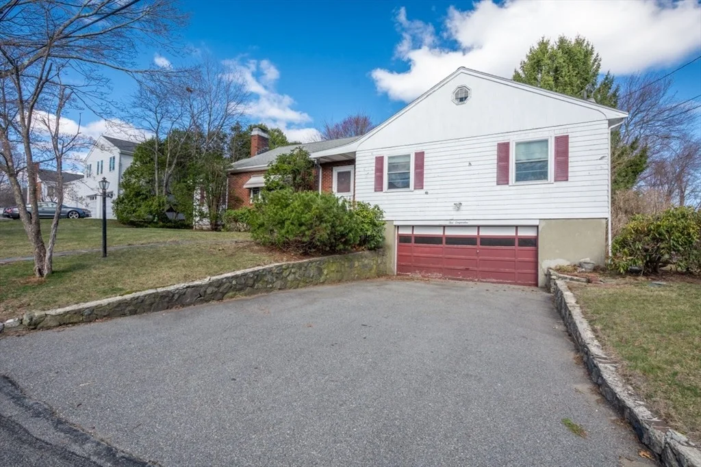 Photo of 5 Longmeadow Rd