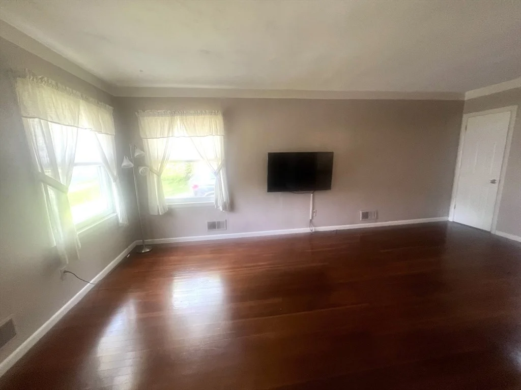 Photo of 20 Beverly Street