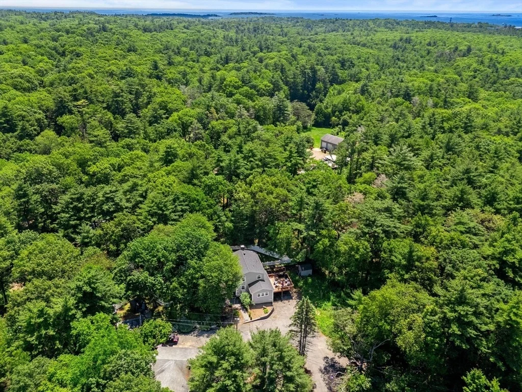 Photo of 212 Common Ln