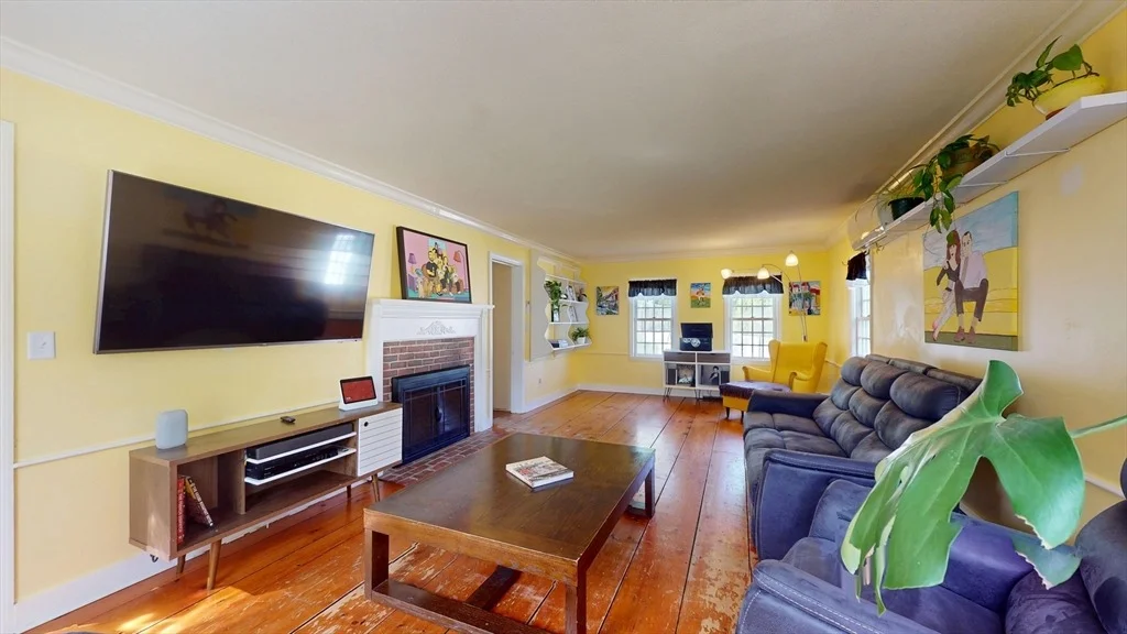 Photo of 110 Cross St