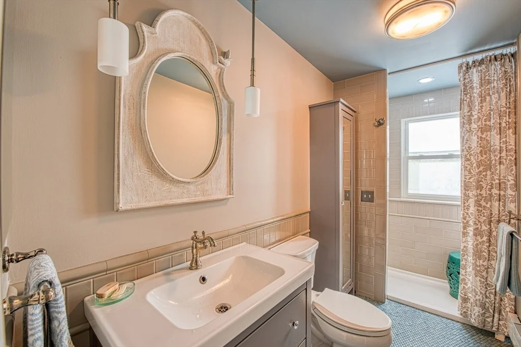 Photo of 69 Maple St