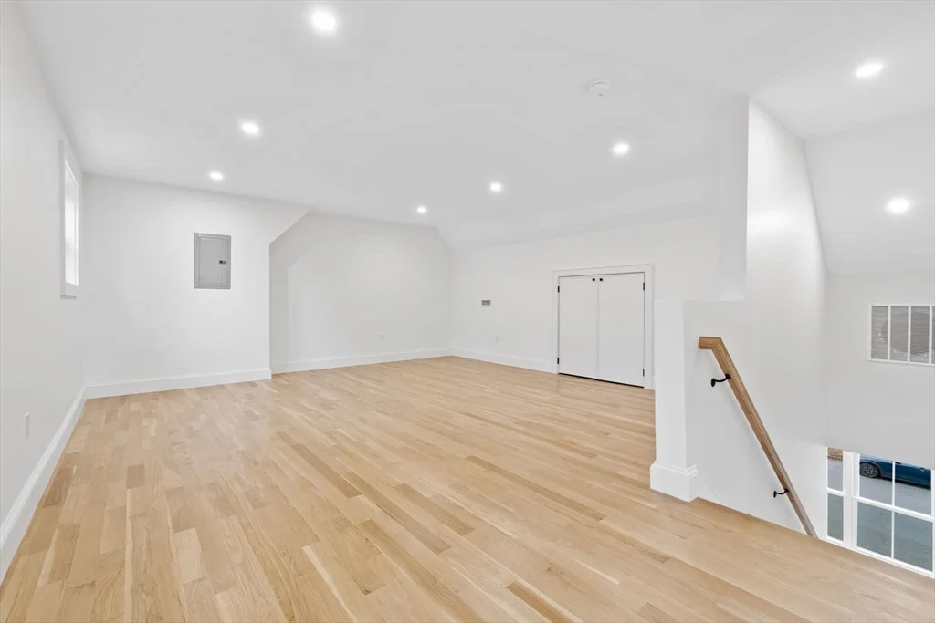 Photo of 56 Valentine Rd