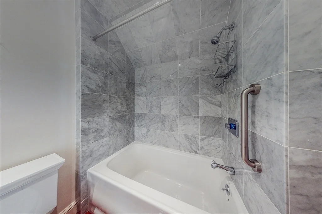 Photo of 25 Myopia Road