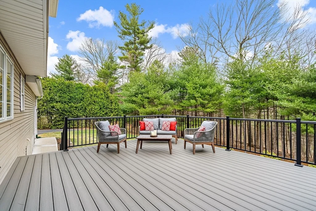 Photo of 16 Christopher Dr