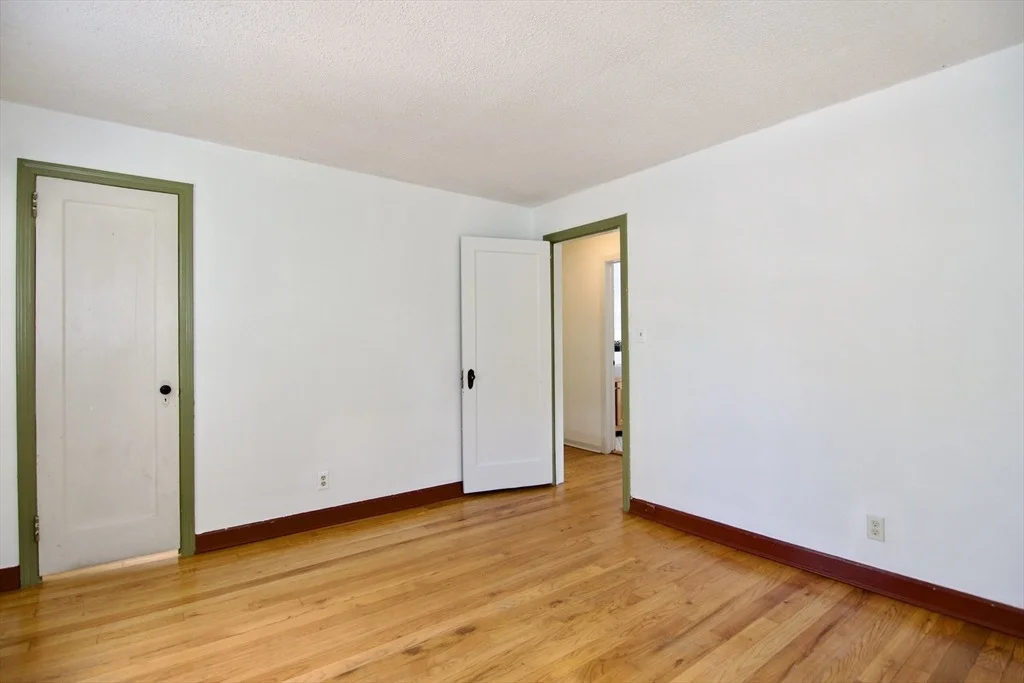 Photo of Unit 435 at 435 Cold Spring Ave