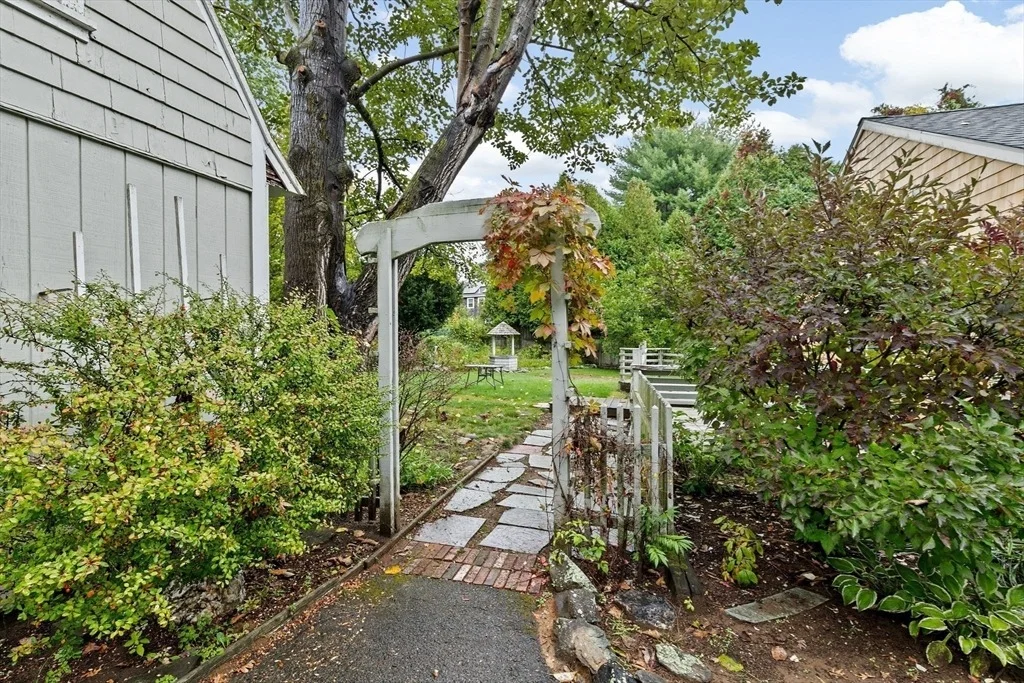 Photo of 489 Flagg Street