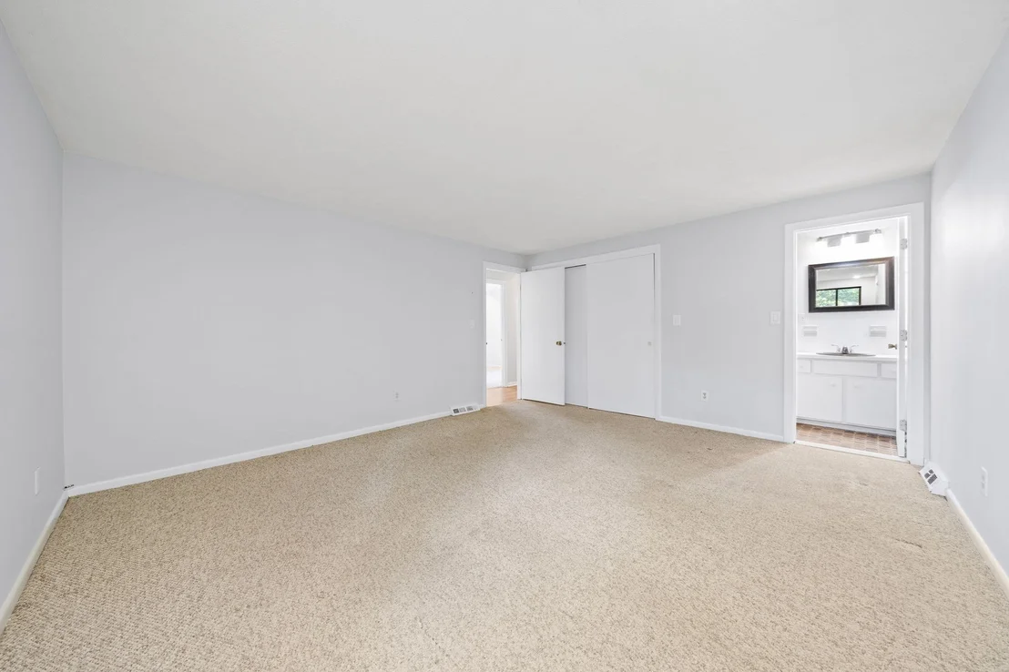 Photo of 26 Cedarcrest Rd