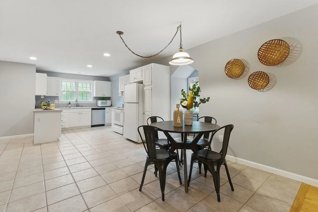 Photo of 50 Claybrook Rd