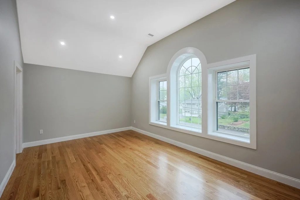 Photo of 87 Summer Street