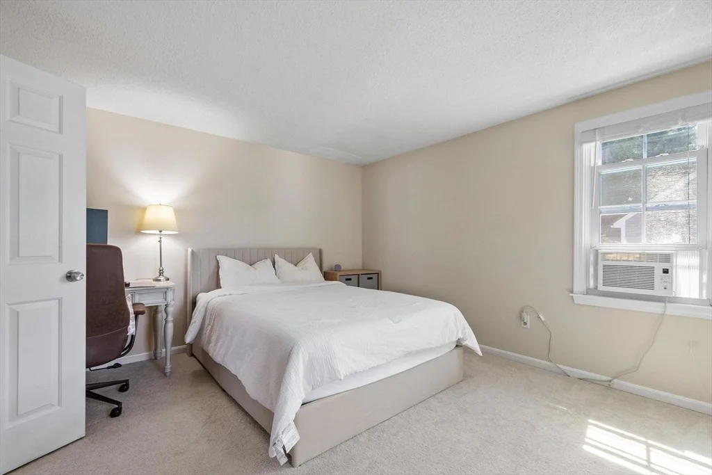 Photo of 29 Lindsey Ln