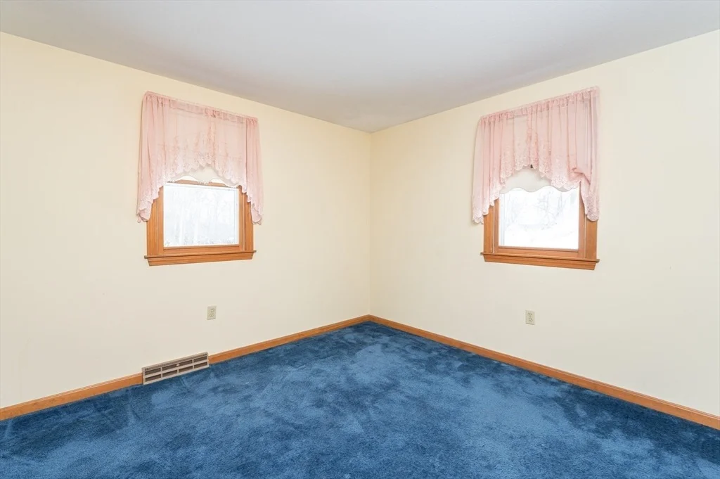 Photo of 28 Bridle Path Rd