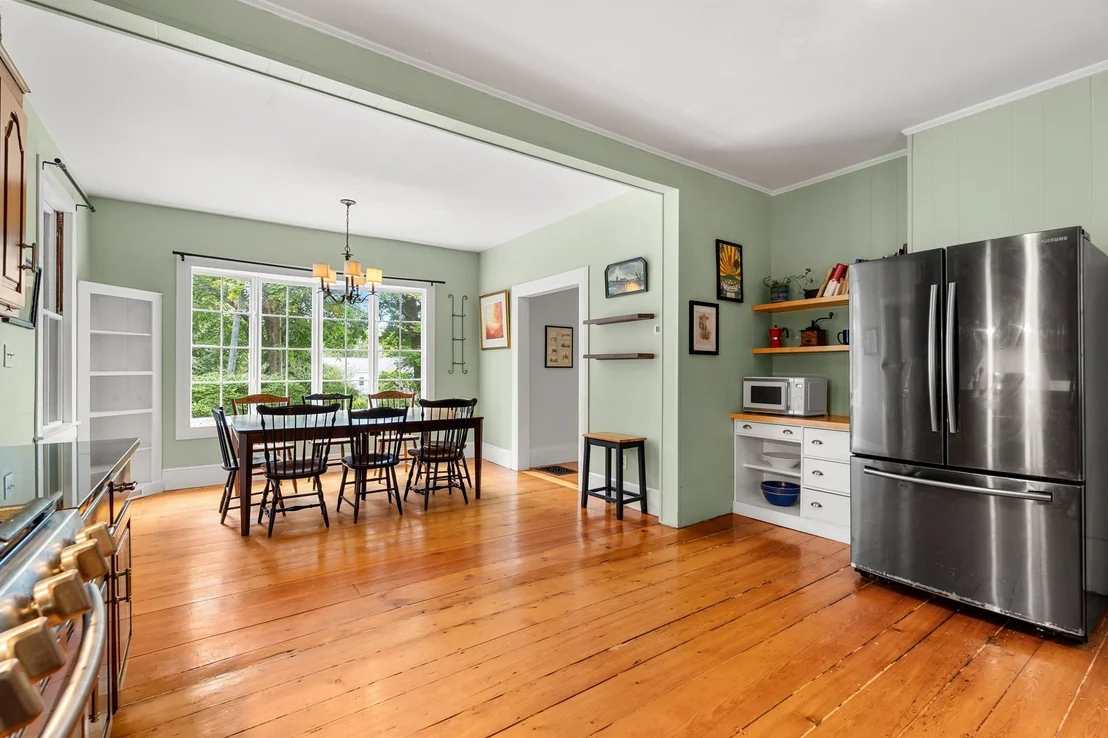 Photo of 360 Nahant Road